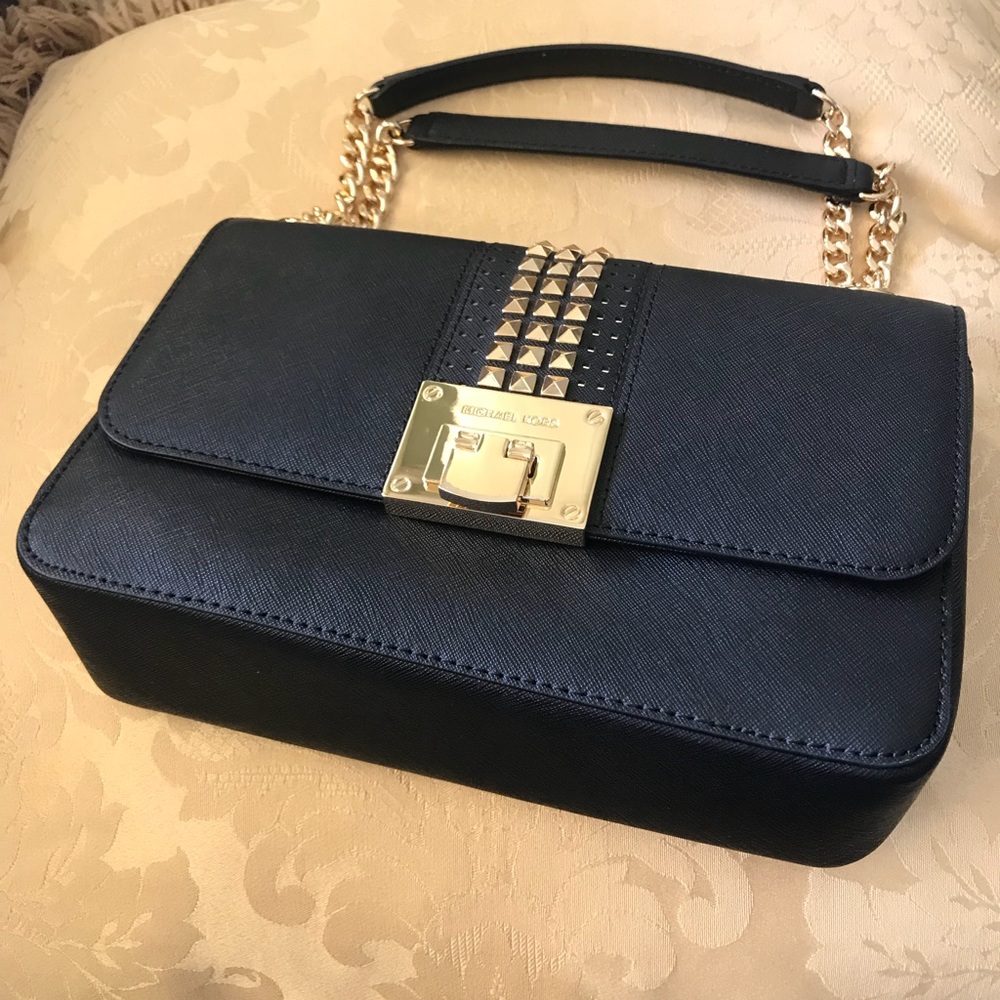 Bag - Picture 2 of 4